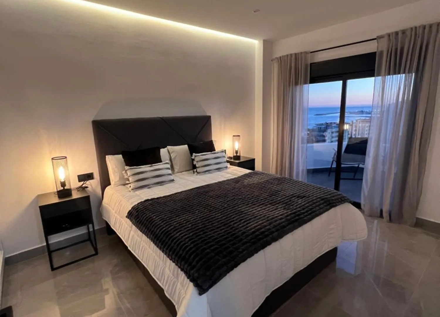 Apartamento Ronda III Fuengirola 0*,  Spain